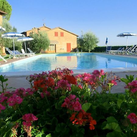 Agriturismo Azienda Agricola La Roccaia San Gimignano Buitenkant foto