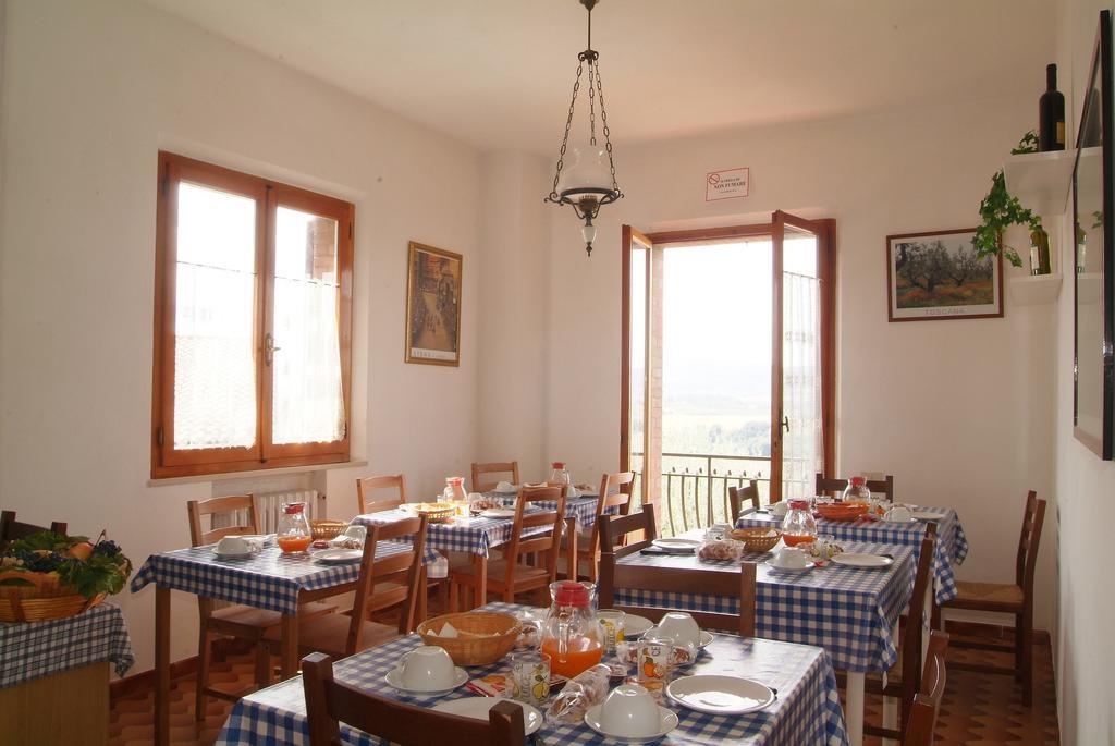 Agriturismo Azienda Agricola La Roccaia San Gimignano Kamer foto