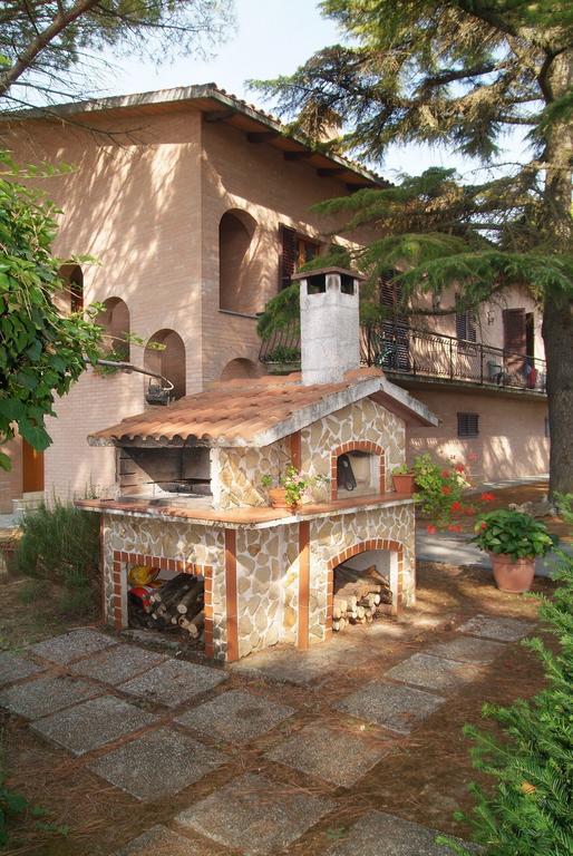Agriturismo Azienda Agricola La Roccaia San Gimignano Buitenkant foto
